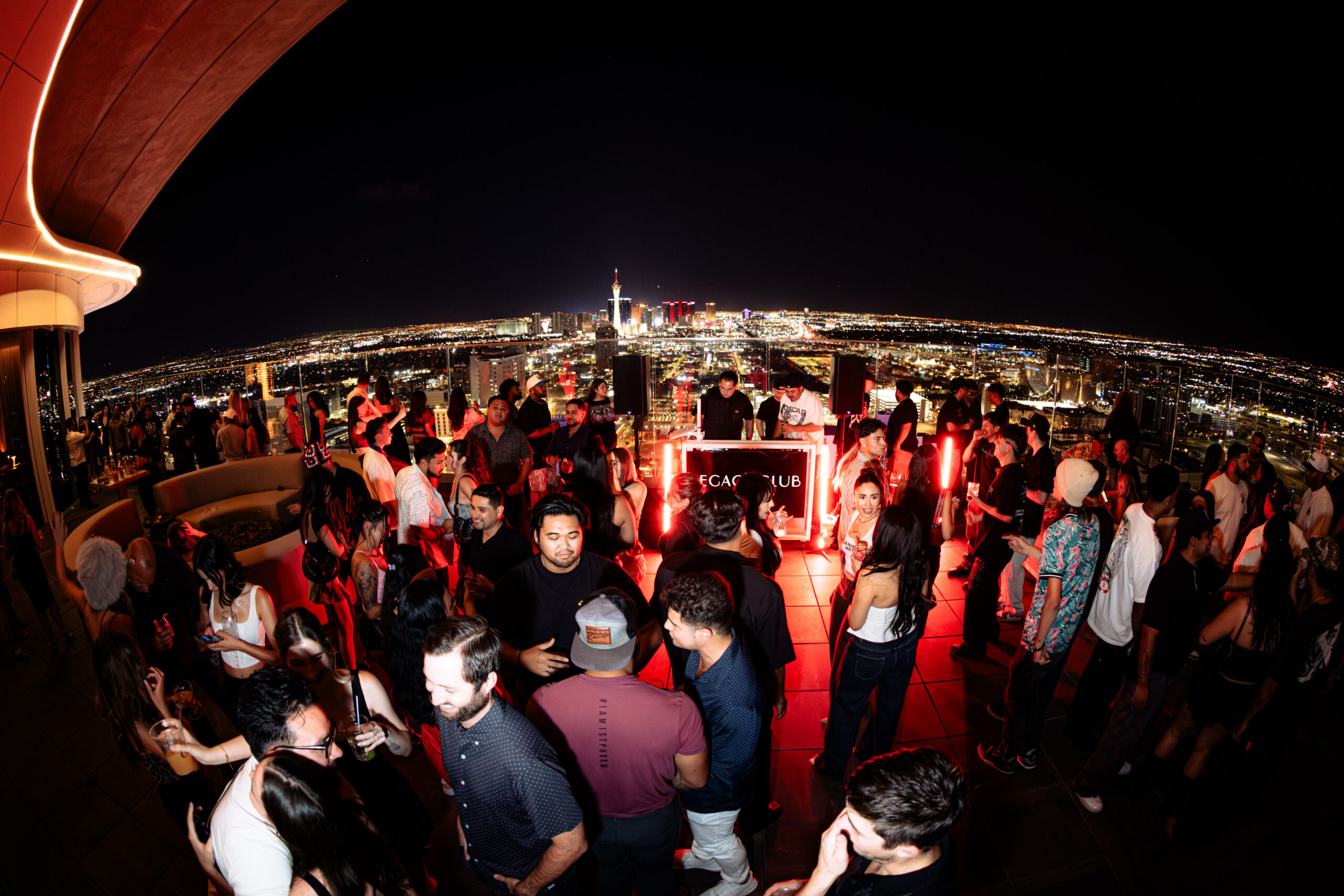 legacy-club-rooftopp-party